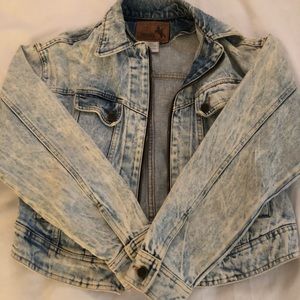✨SALE✨Vintage denim cropped jacket size medium
